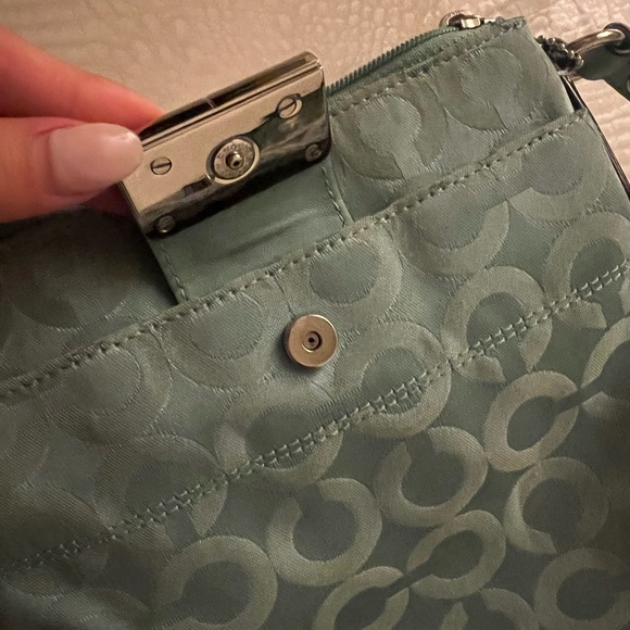 purse - Picture 3 of 4